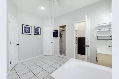 107 Cliffbrook Lane, Cleveland, TX 77327 - Photo 17