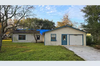 1509 N Avenue S, Freeport, TX 77541 - Photo 1