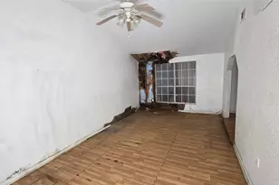 1509 N Ave S, Freeport, TX 77541 - Photo 19