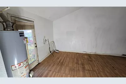 1509 N Avenue S, Freeport, TX 77541 - Photo 7