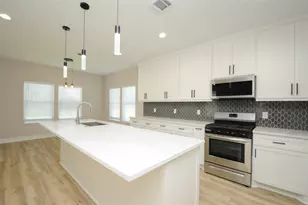 8203 Gladstone St, Houston, TX 77051 - Photo 15