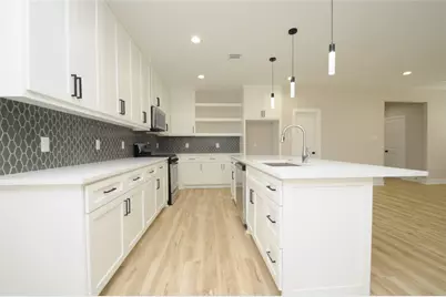 8203 Gladstone Street, Houston, TX 77051 - Photo 11