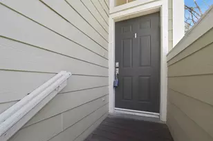 79 N Walden Elms Cir, The Woodlands, TX 77382 - Photo 5