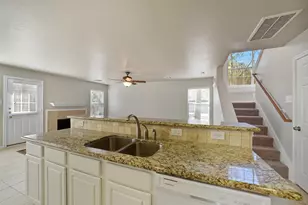 79 N Walden Elms Cir, The Woodlands, TX 77382 - Photo 15