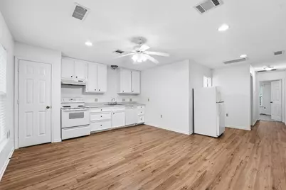 29 Tanager Trail, The Woodlands, TX 77381 - Photo 25