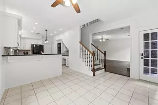 29 Tanager Trail, The Woodlands, TX 77381 - Photo 9