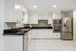 9333 Memorial Dr, Houston, TX 77024 - Photo 19