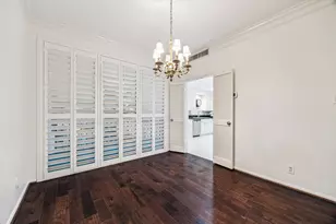 9333 Memorial Dr, Houston, TX 77024 - Photo 17