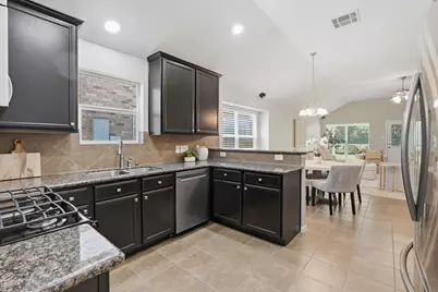 5819 Deleon Trail Drive, Spring, TX 77379 - Photo 11