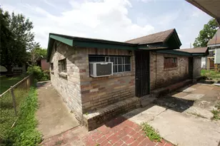 4604 Octavia St, Houston, TX 77026 - Photo 17