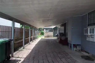 4604 Octavia St, Houston, TX 77026 - Photo 3