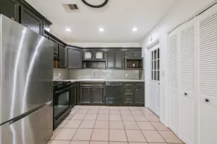 9713 Caffrey St, Houston, TX 77075 - Photo 11