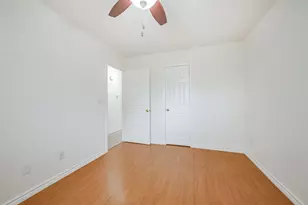 9713 Caffrey St, Houston, TX 77075 - Photo 21