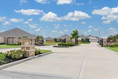 10238 Whitney Reach Drive, Rosharon, TX 77583 - Photo 3