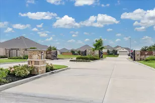 10238 Whitney Reach Dr, Rosharon, TX 77583 - Photo 3