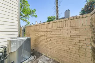 736 Country Pl Dr, Houston, TX 77079 - Photo 23