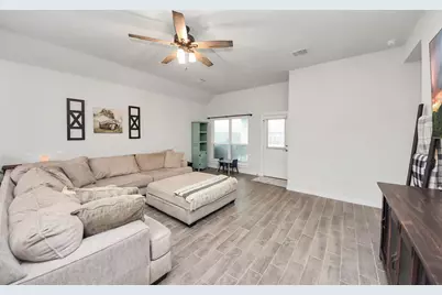 11206 Youngquist Drive, Baytown, TX 77535 - Photo 15