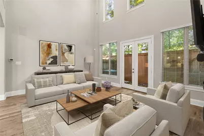 1002 Shepherd Oaks Drive, Houston, TX 77018 - Photo 7