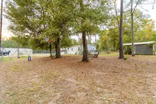 7715 Walnut Tree Ln, Plantersville, TX 77363 - Photo 27