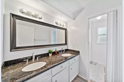 11506 Long Pine Drive, Houston, TX 77077 - Photo 15