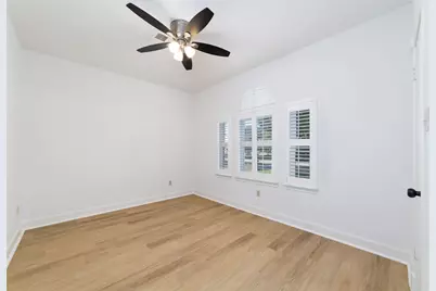 6306 Castle Lane Drive, Houston, TX 77066 - Photo 17