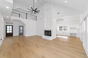 6306 Castle Ln Dr, Houston, TX 77066 - Photo 5