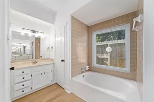 6306 Castle Ln Dr, Houston, TX 77066 - Photo 15