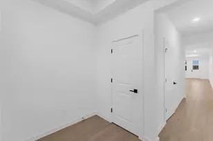 29534 Pondview Dr, Waller, TX 77484 - Photo 5