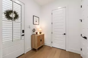 857 Fisher St, Houston, TX 77018 - Photo 5