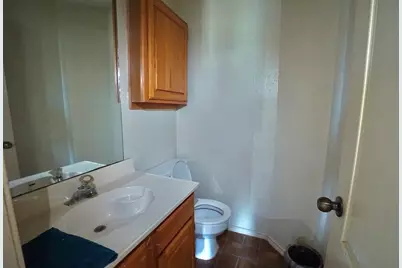 110 Almond Drive, Lake Jackson, TX 77566 - Photo 11