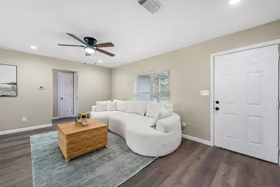 10226 Rockaway Drive, Houston, TX 77016 - Photo 3