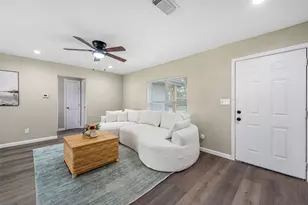 10226 Rockaway Dr, Houston, TX 77016 - Photo 3