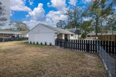 712 Clarence Street, Tomball, TX 77375 - Photo 33