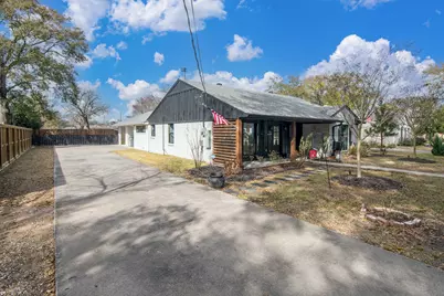 712 Clarence Street, Tomball, TX 77375 - Photo 19