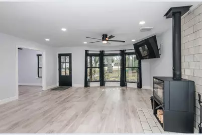 712 Clarence Street, Tomball, TX 77375 - Photo 11