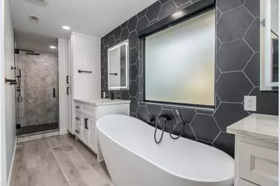 712 Clarence Street, Tomball, TX 77375 - Photo 17