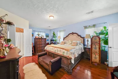 15 E Sterling Street, Baytown, TX 77520 - Photo 5