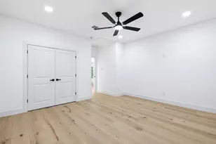 607 Marshall St, Houston, TX 77006 - Photo 21