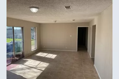 1501 Azalea Street, Sweeny, TX 77480 - Photo 3