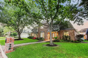 15807 Fleetwood Oaks Dr, Houston, TX 77079 - Photo 3