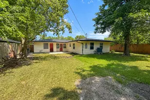 6010 Ridgeway Dr, Houston, TX 77033 - Photo 13