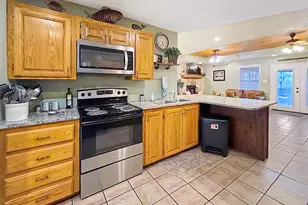 341 Red Wolf Ln, Brookeland, TX 75931 - Photo 5