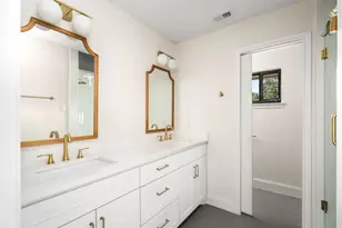 10830 Burgoyne Rd, Houston, TX 77042 - Photo 25