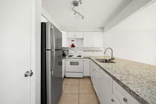 11683 Village Pl Dr, Houston, TX 77077 - Photo 15