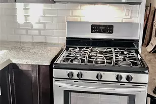 6674 Sylvan Rd, Houston, TX 77023 - Photo 7