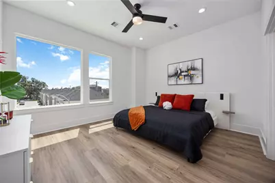 1941 Knoll Square Drive, Houston, TX 77080 - Photo 9
