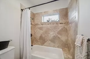 5 Harbor Ln, Kemah, TX 77565 - Photo 31