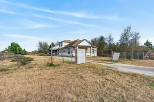 1833 County Road 3556, Cleveland, TX 77327 - Photo 3