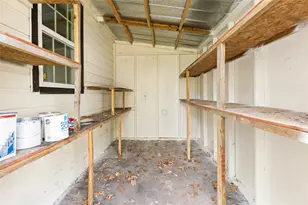 16643 Lake Cir, Conroe, TX 77302 - Photo 35