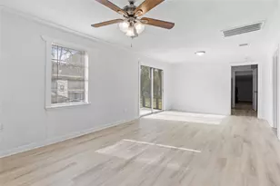 16643 Lake Cir, Conroe, TX 77302 - Photo 13